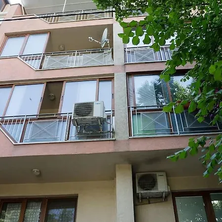 Quiet & Private 1bdr Apt In Levski + Parking Apartment Warna