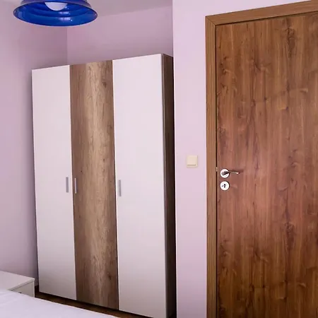 Quiet & Private 1bdr Apt In Levski + Parking * Warna