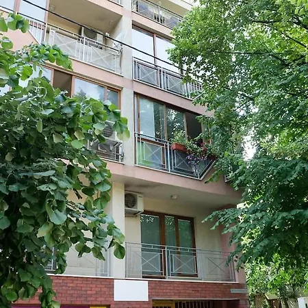 Quiet & Private 1bdr Apt In Levski + Parking * Βάρνα