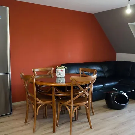 Quiet & Private 1bdr Apt In Levski + Parking * Βάρνα