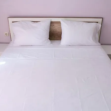 Quiet & Private 1bdr Apt In Levski + Parking Βάρνα