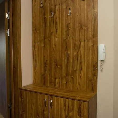 Quiet & Private 1bdr Apt In Levski + Parking * Βάρνα
